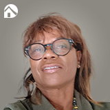 Corinne Makoua, négociatrice immobilière indépendante à Lyon